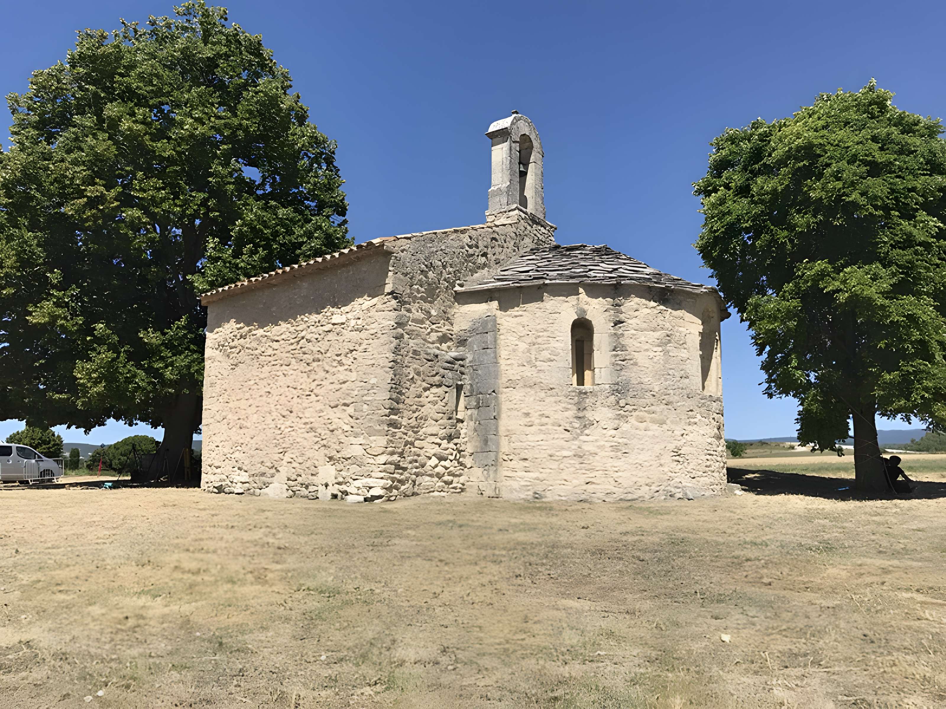 Chapelle Saint-Pierre de Pierrerue