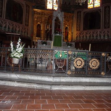 Chapelle Saint-Pierre de Roquebrune-sur-Argens