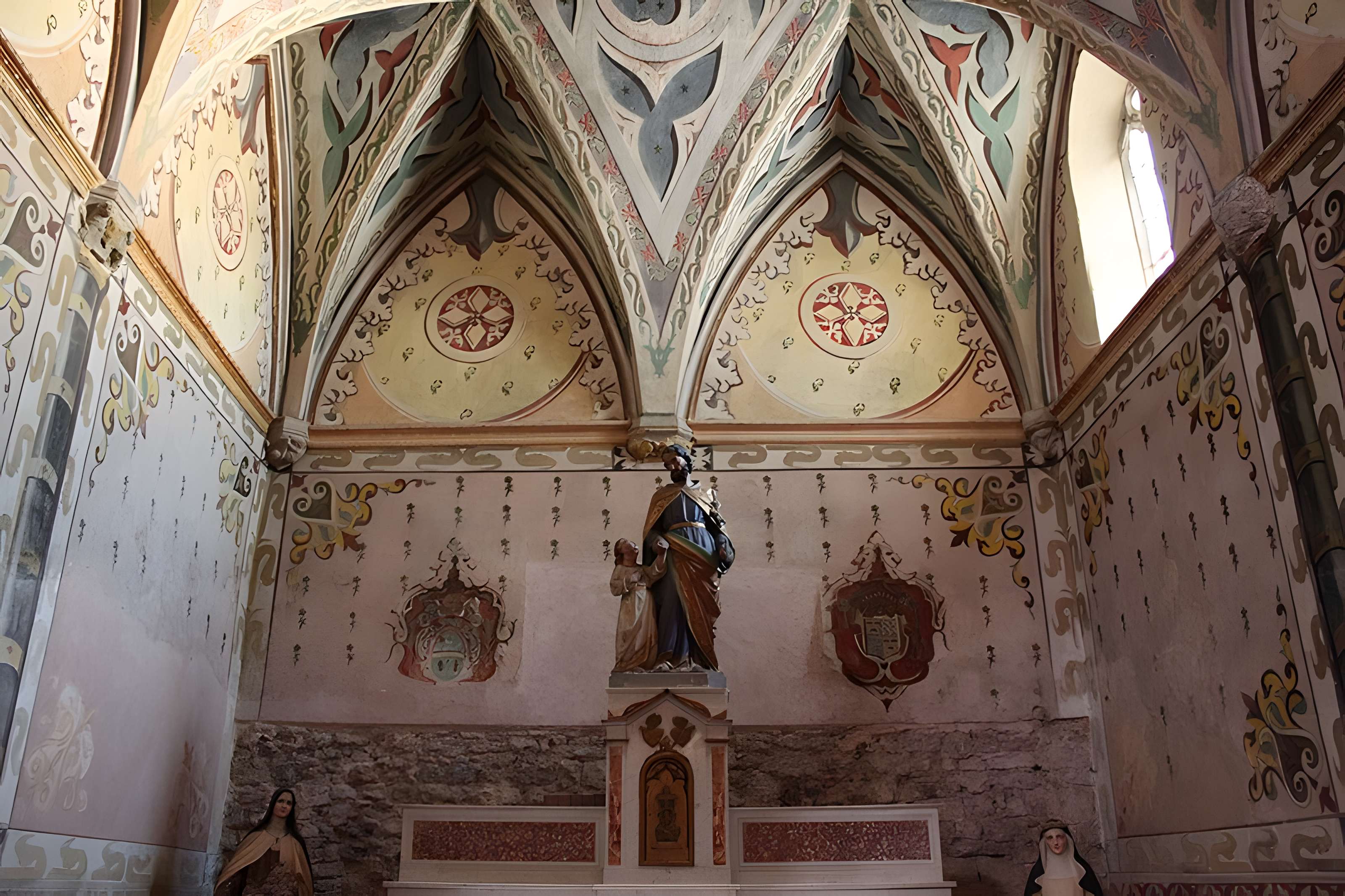 Chapelle Saint-Pierre de Roquebrune-sur-Argens