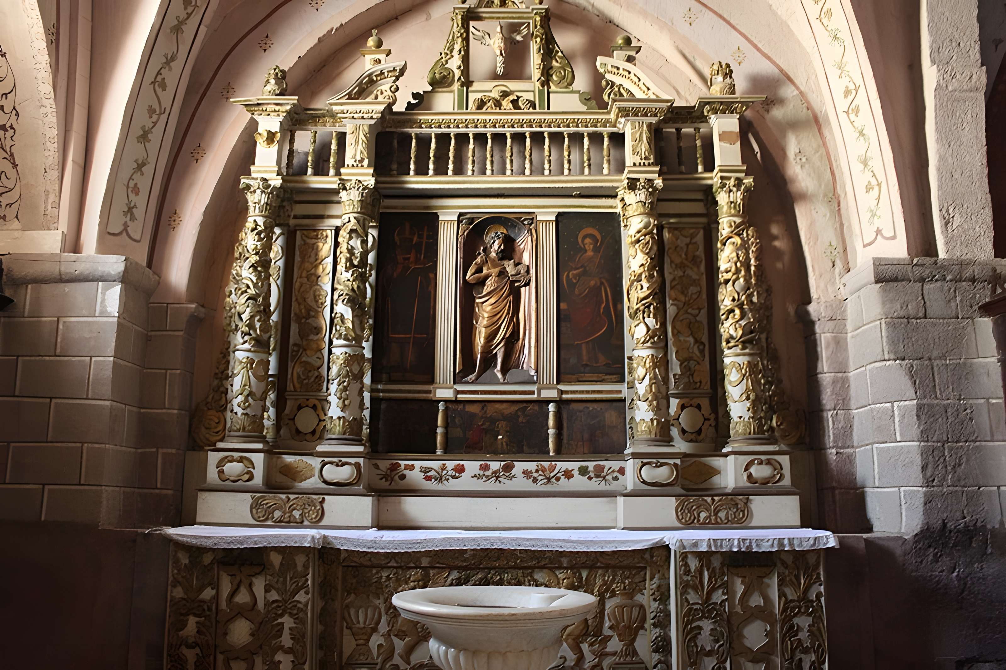 Chapelle Saint-Pierre de Roquebrune-sur-Argens