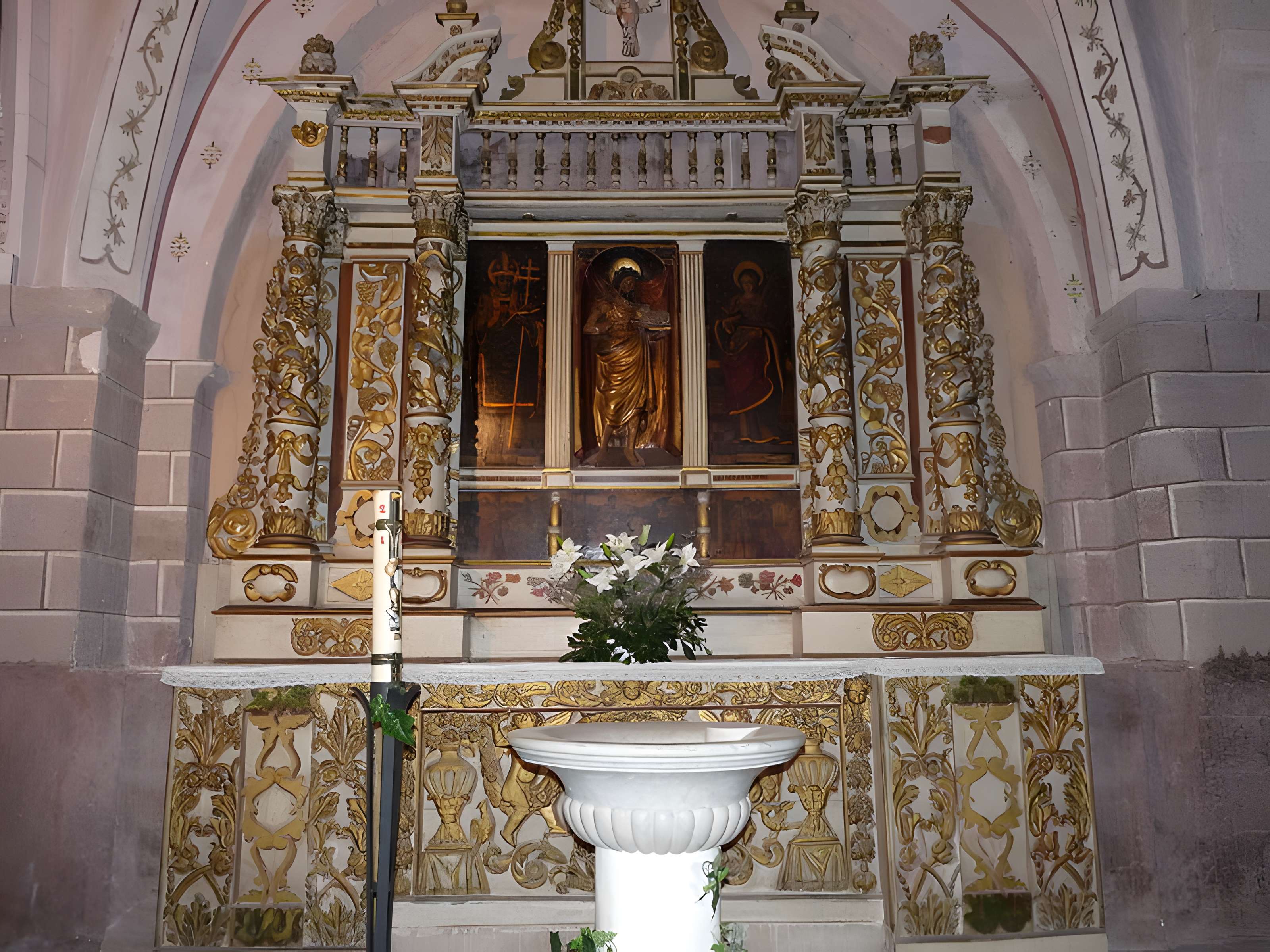 Chapelle Saint-Pierre de Roquebrune-sur-Argens