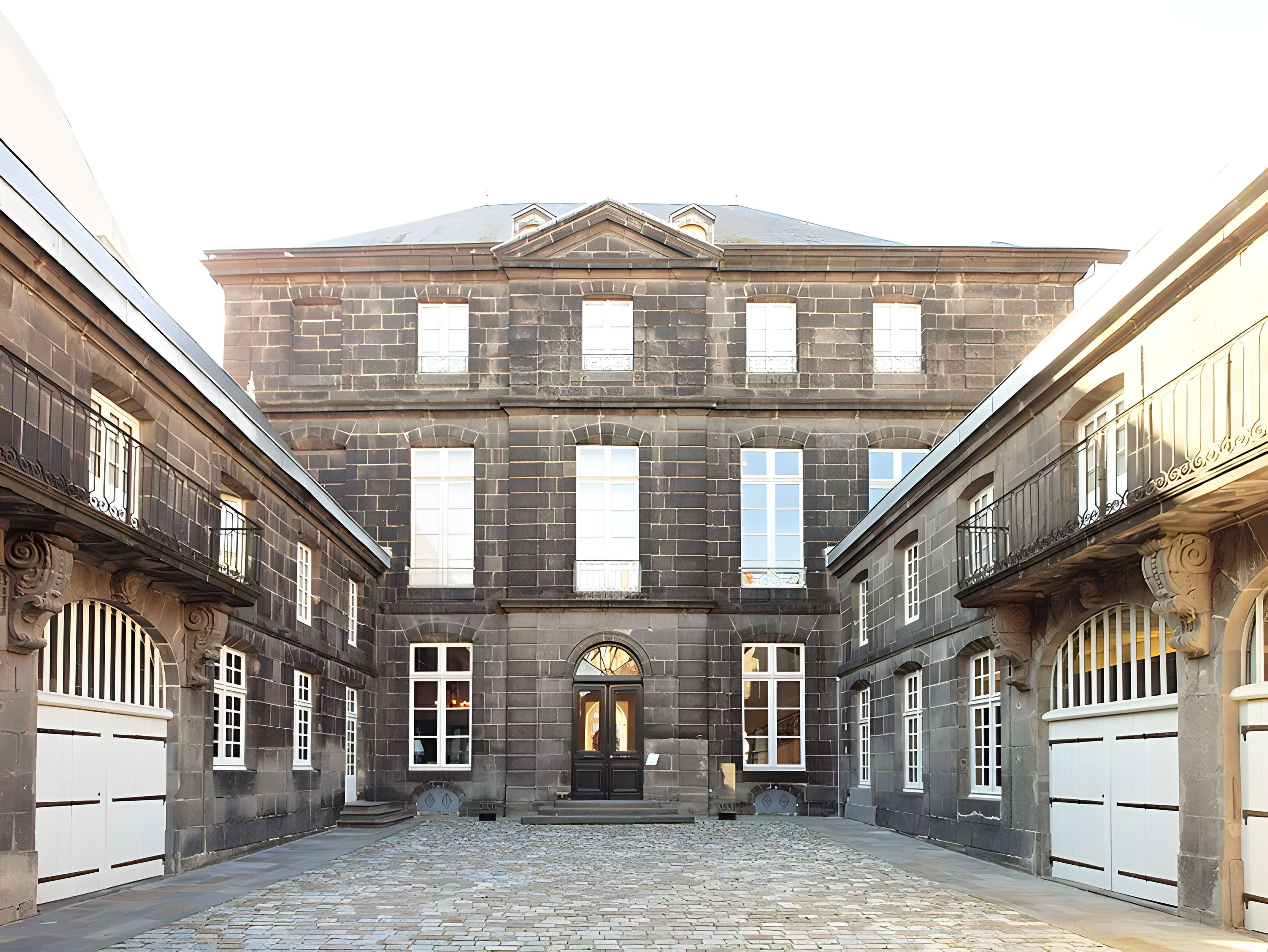 Hôtel du Fraisse du Cheix à Riom