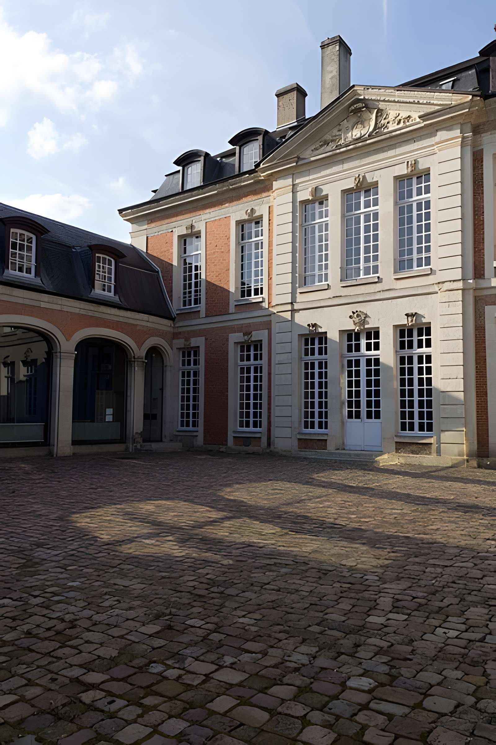 Hôtel du haut doyenné de Lisieux