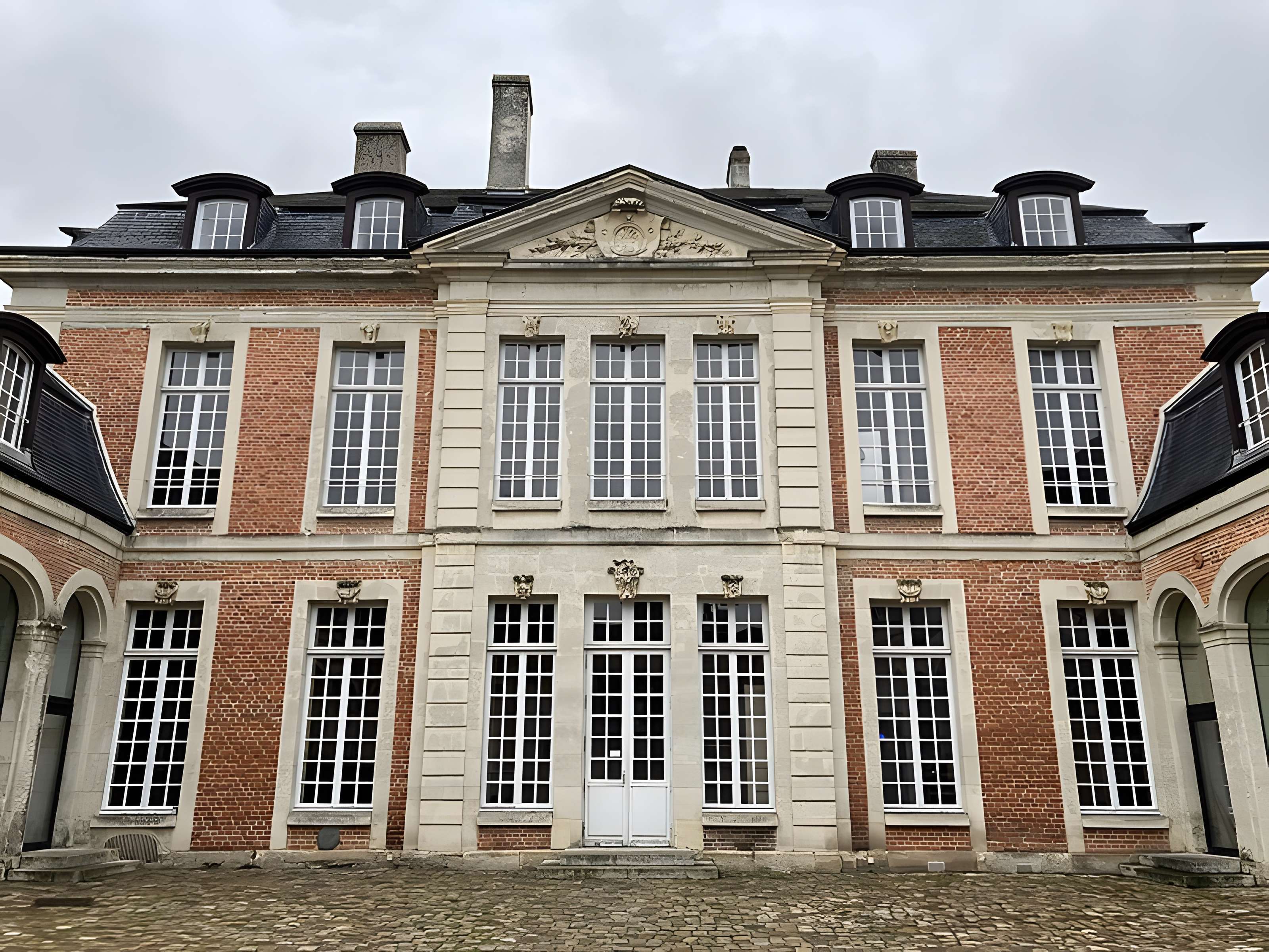 Hôtel du haut doyenné de Lisieux