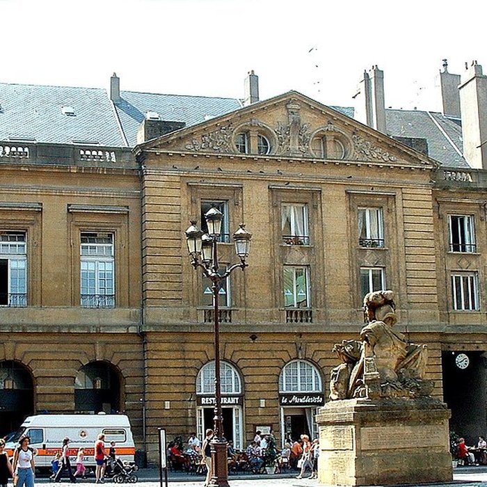 Photo de Immeuble ancien Parlement