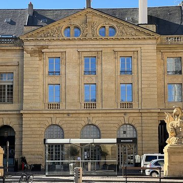 Immeuble ancien Parlement