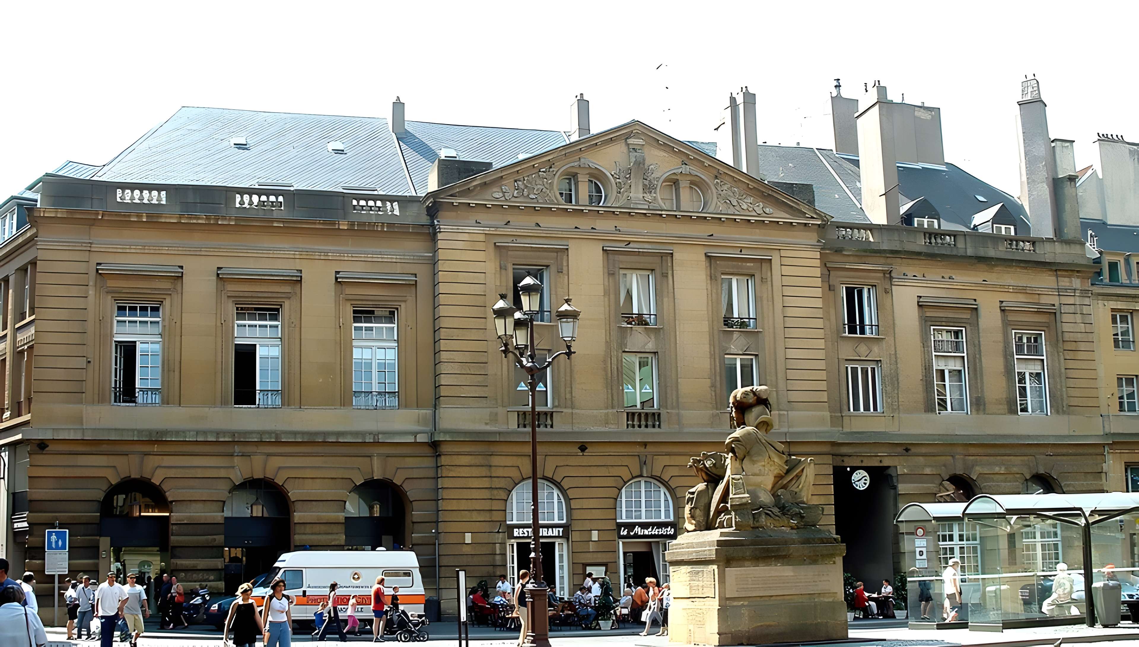 Immeuble (ancien Parlement)