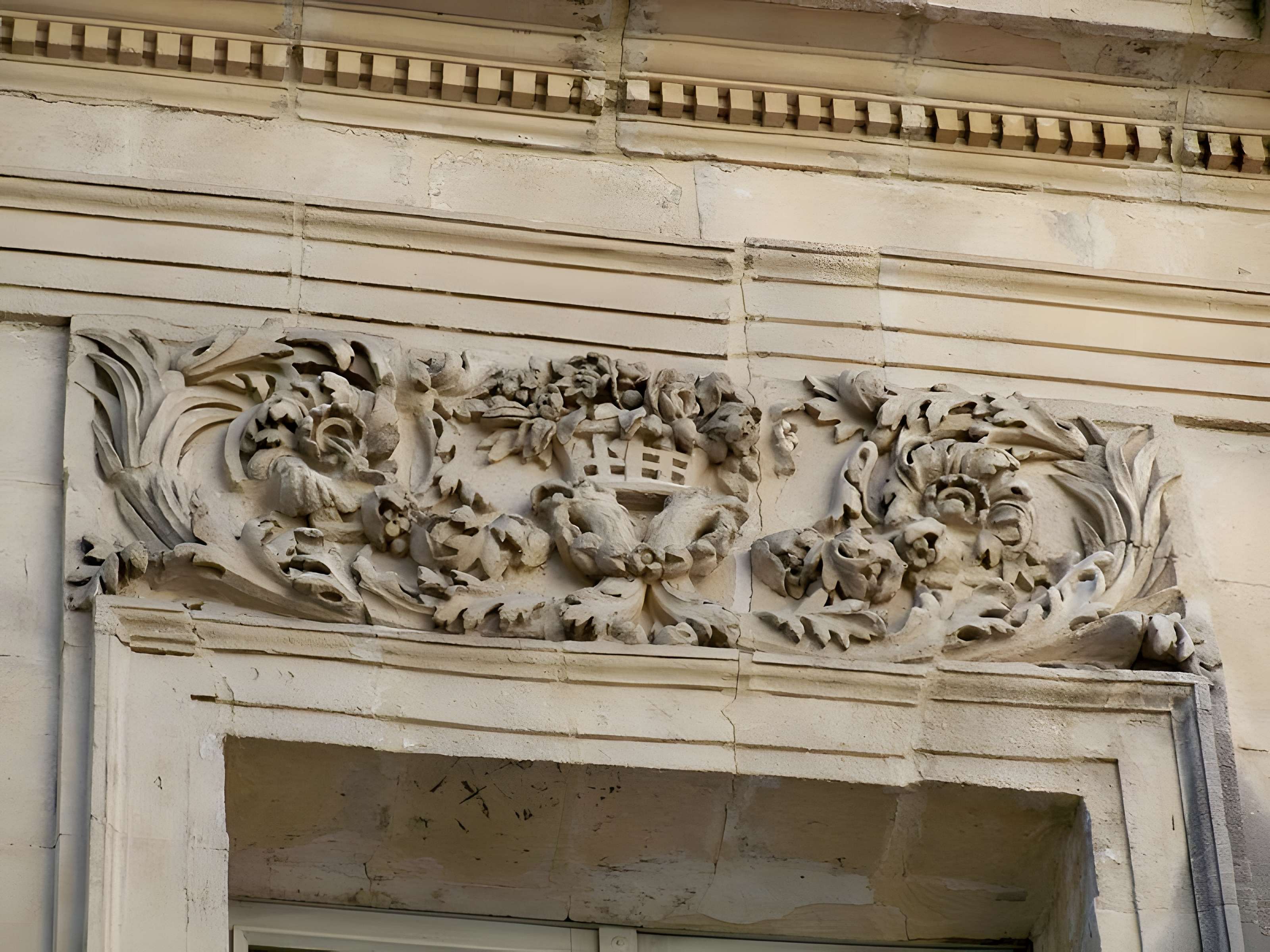 Hôtel Madon de Châteaublanc à Avignon