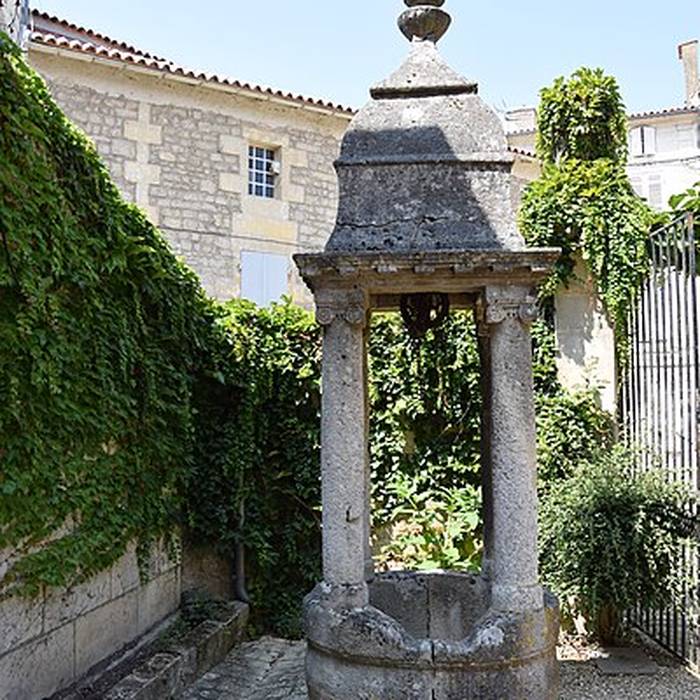 Photo de Hôtel Monconseil à Saintes