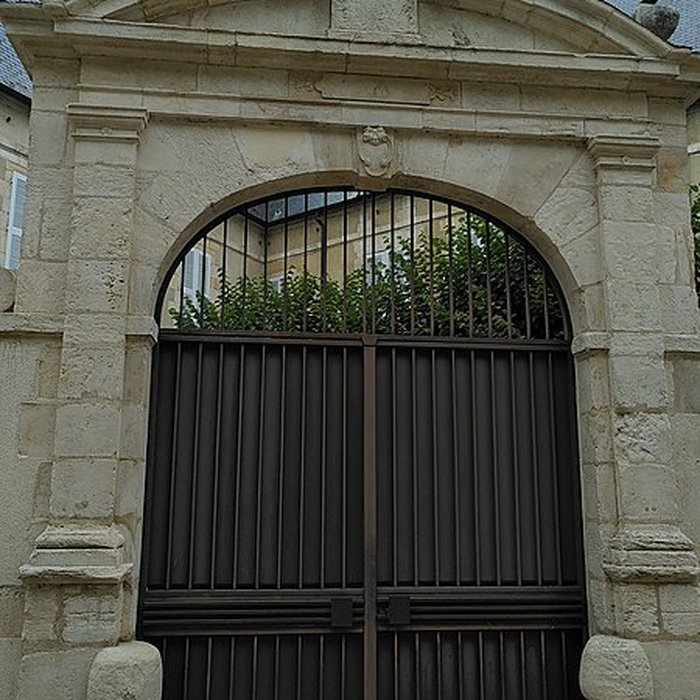 Photo de Hôtel Neyret de la Ravoie à Saint-Amand-Montrond