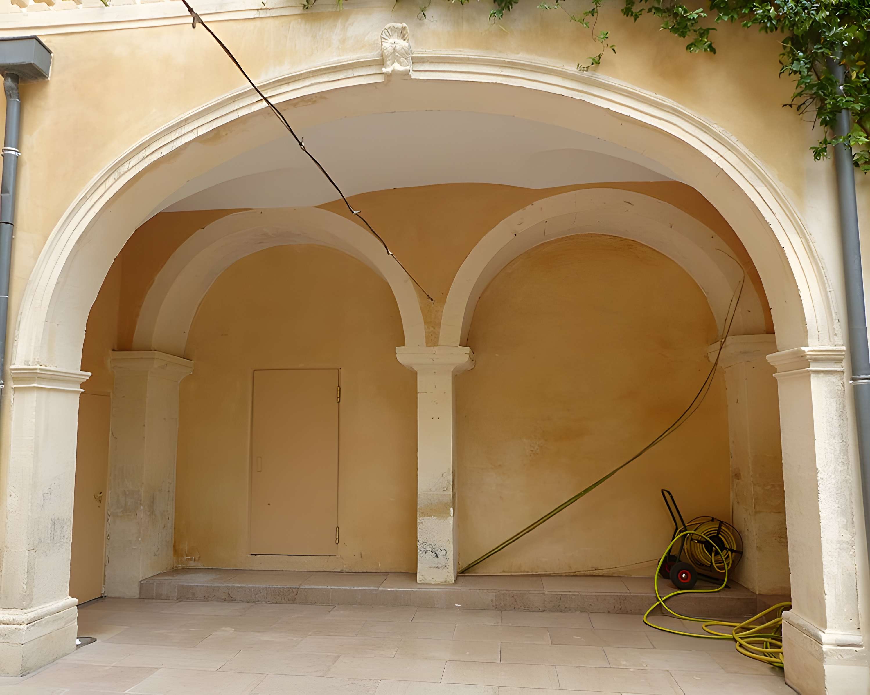 Hôtel Novi de Caveirac à Nîmes