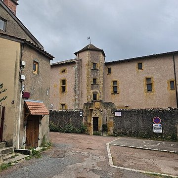Hôtel Pelletier à Saint-Haon-le-Châtel