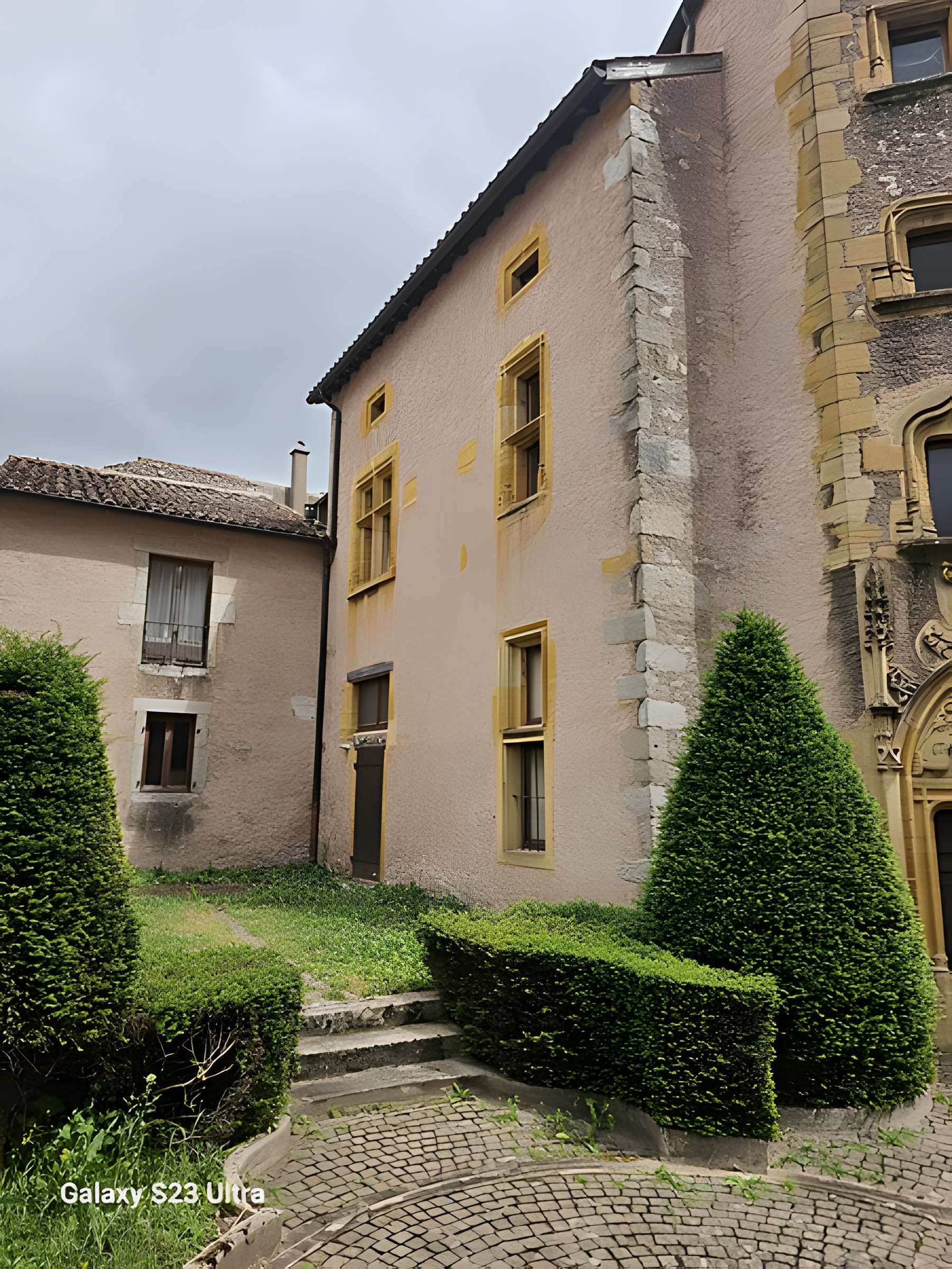 Hôtel Pelletier à Saint-Haon-le-Châtel