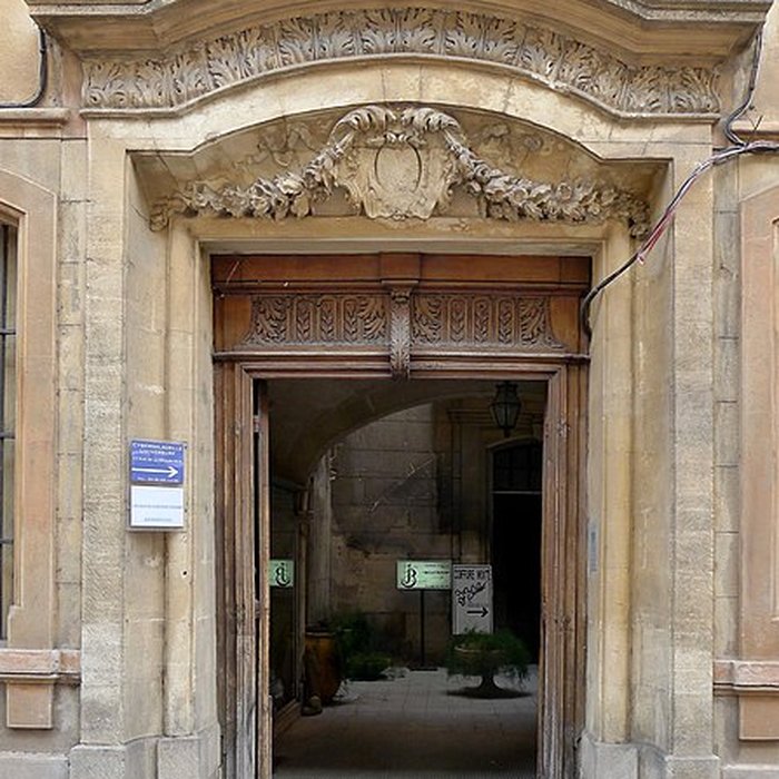 Photo de Hôtel Perrin de Jonquières à Arles