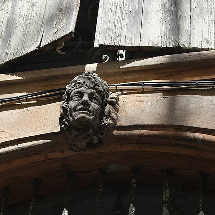 Photo de Hôtel Perrin de Jonquières à Arles