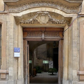Hôtel Perrin de Jonquières à Arles