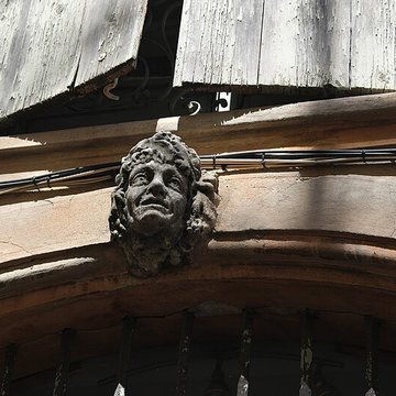 Hôtel Perrin de Jonquières à Arles