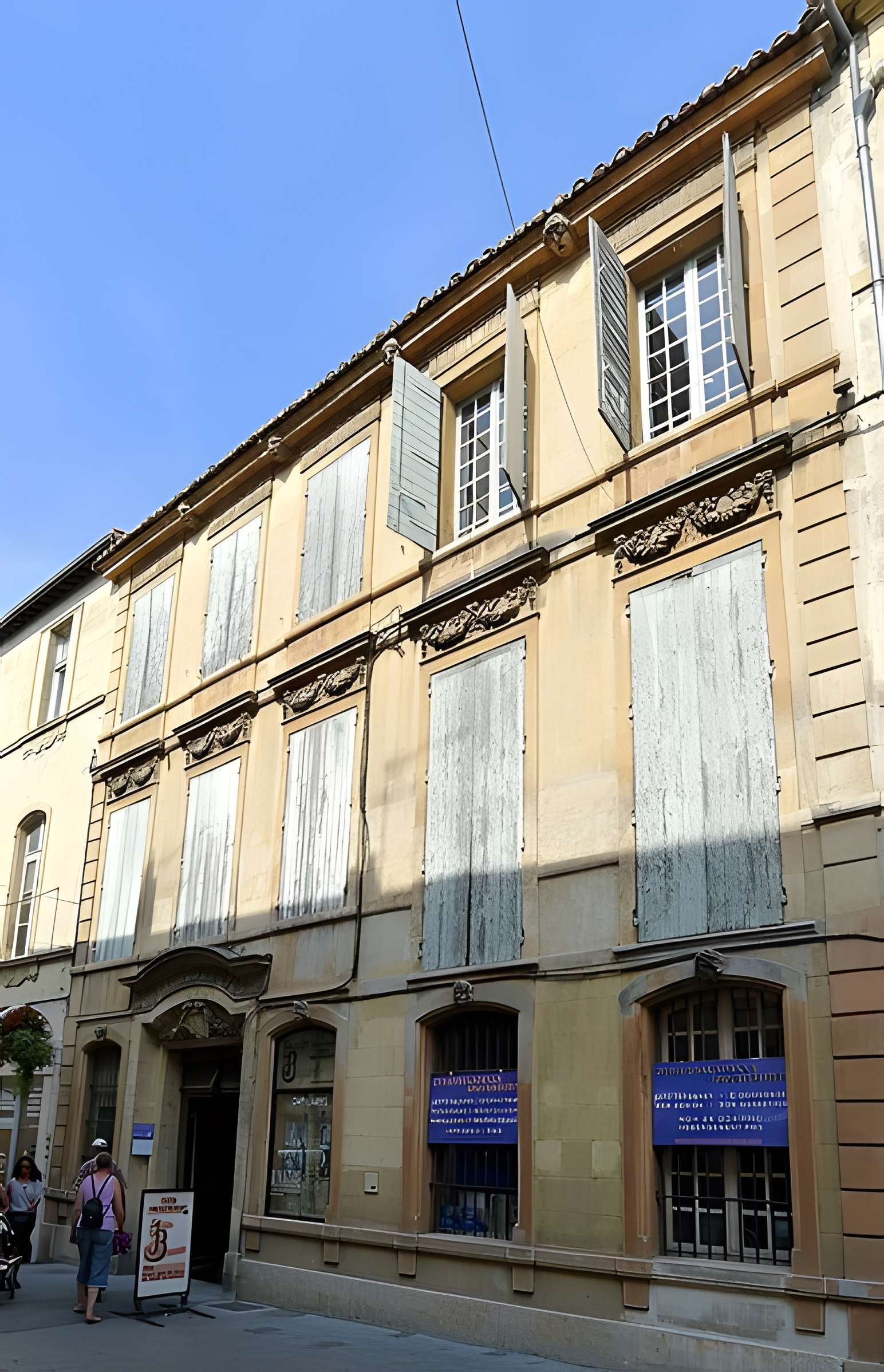 Hôtel Perrin de Jonquières à Arles