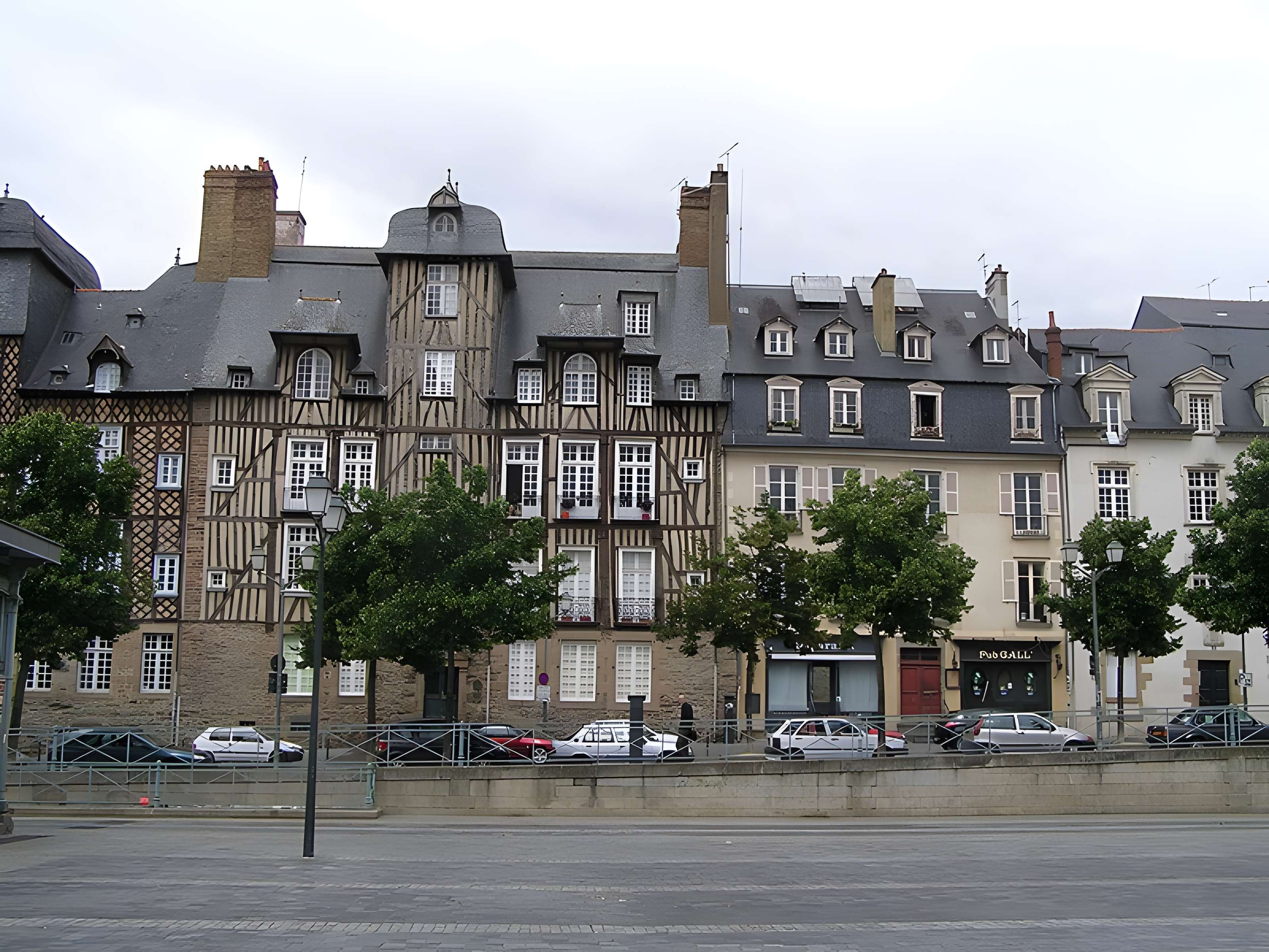 Hôtel Racapé-de-La-Feuillée à Rennes