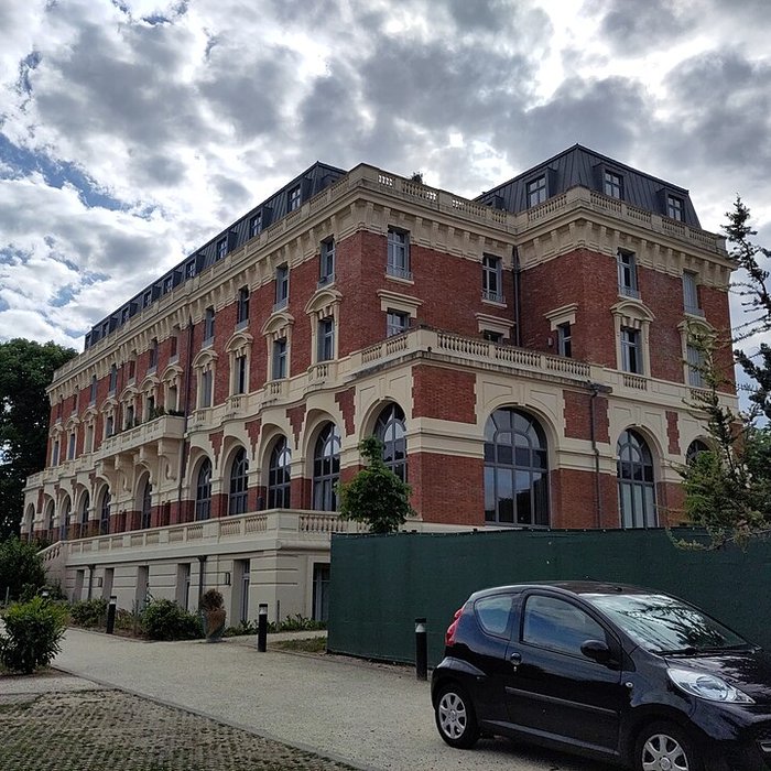 Photo de Hôtel Royal de Maisons-Laffitte