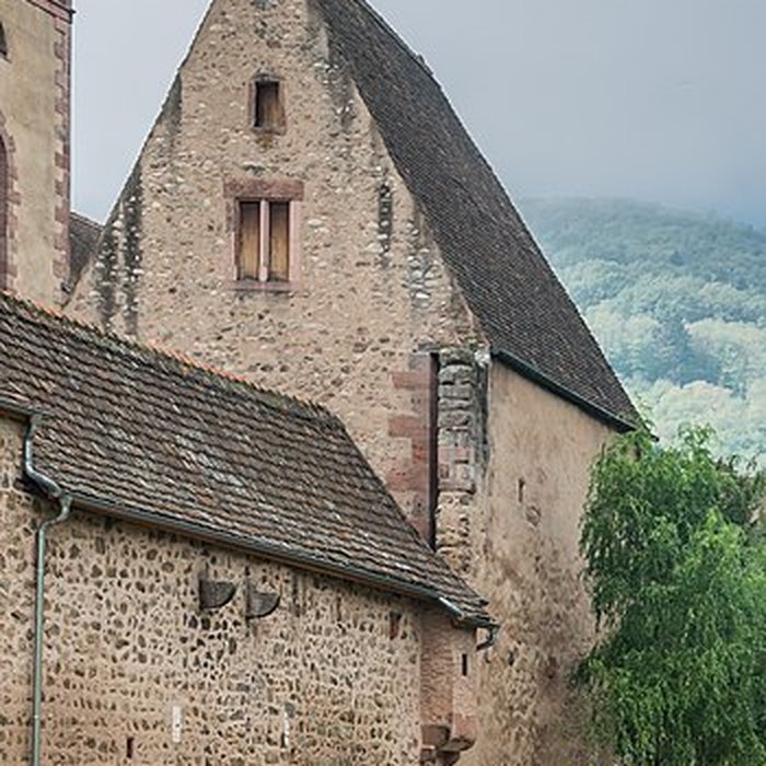 Photo de Chapelle Saint-Michel et son ossuaire chapelle inférieure