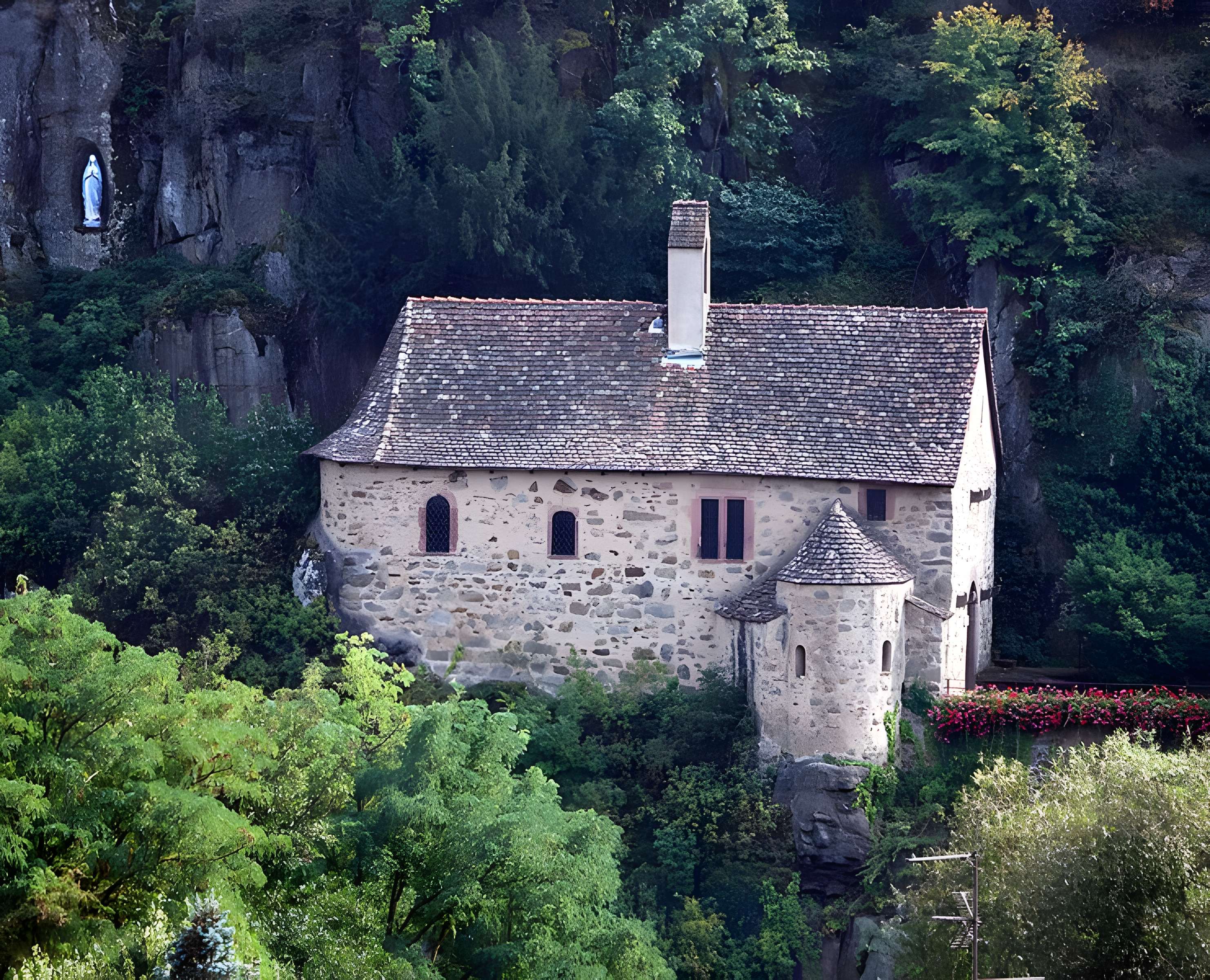 Chapelle Saint-Michel et son ossuaire (chapelle inférieure)