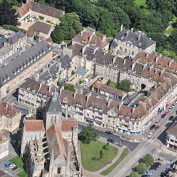 Hôtel Saint-Léonard à Falaise