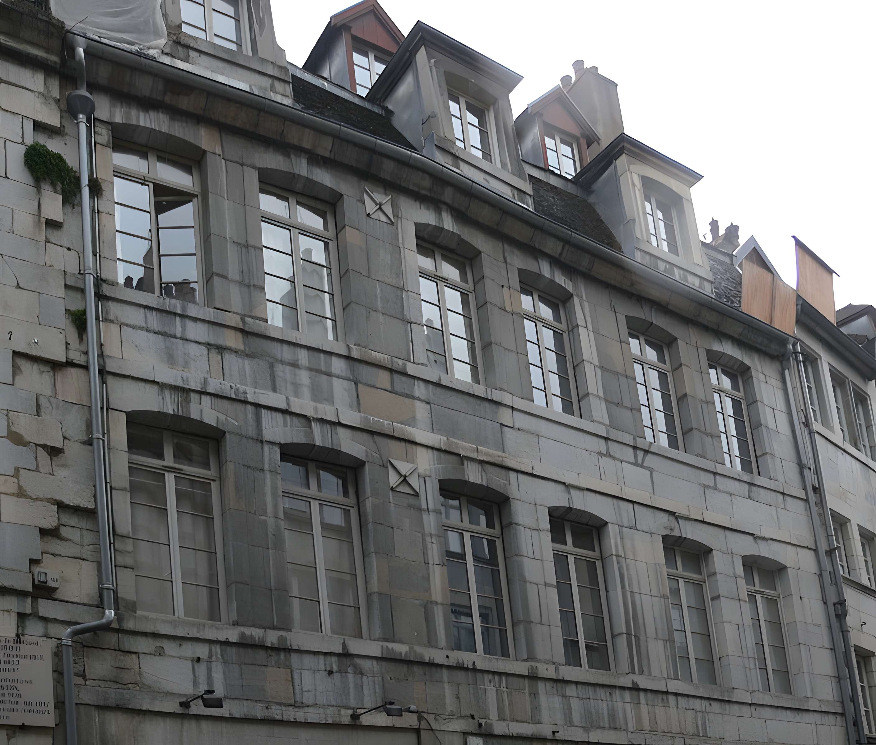 Hôtel Saint-Pierre à Besançon 