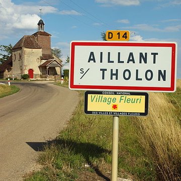 Chapelle-ermitage Sainte-Anne dAillant-sur-Tholon