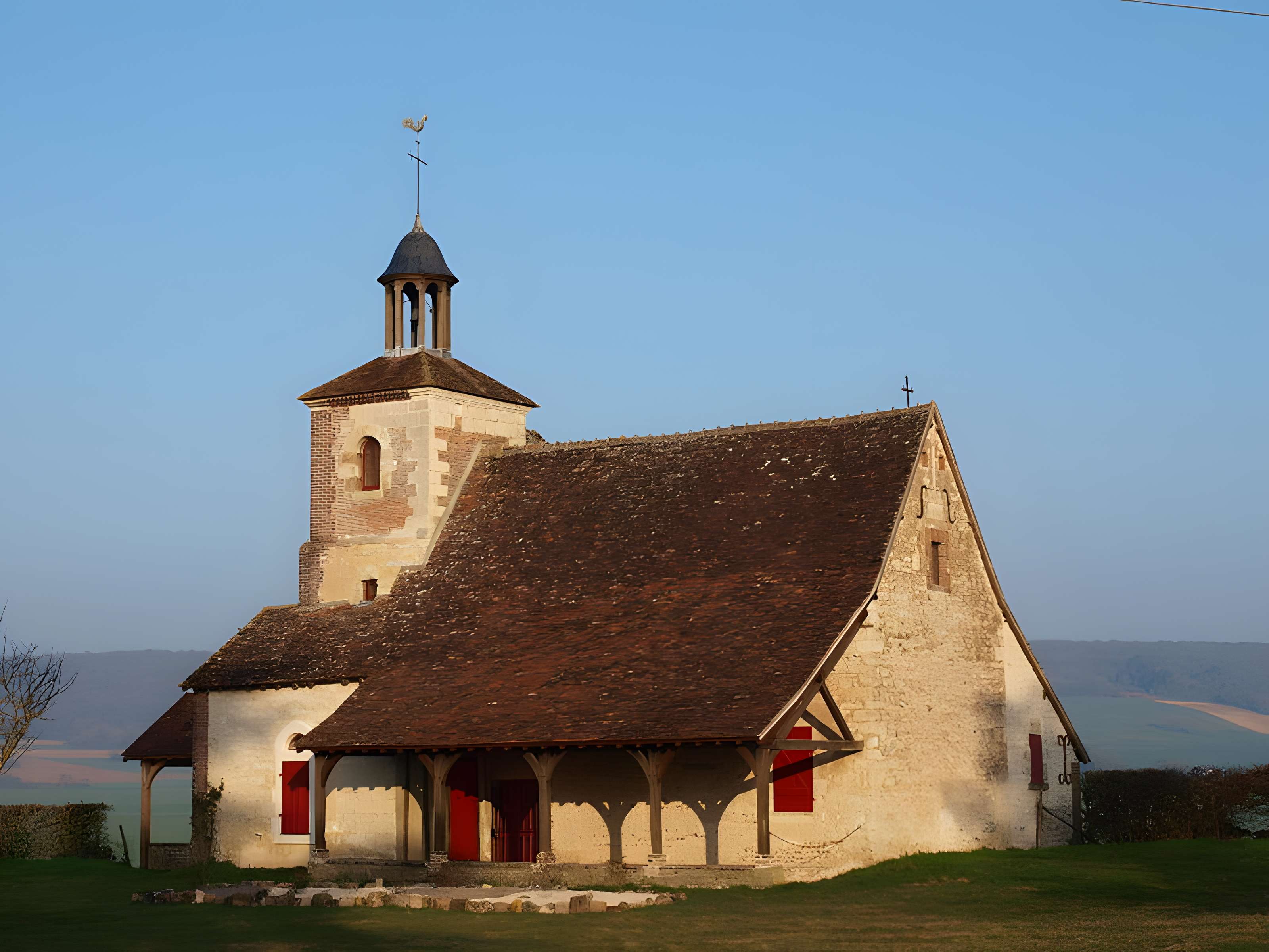 Chapelle-ermitage Sainte-Anne d'Aillant-sur-Tholon