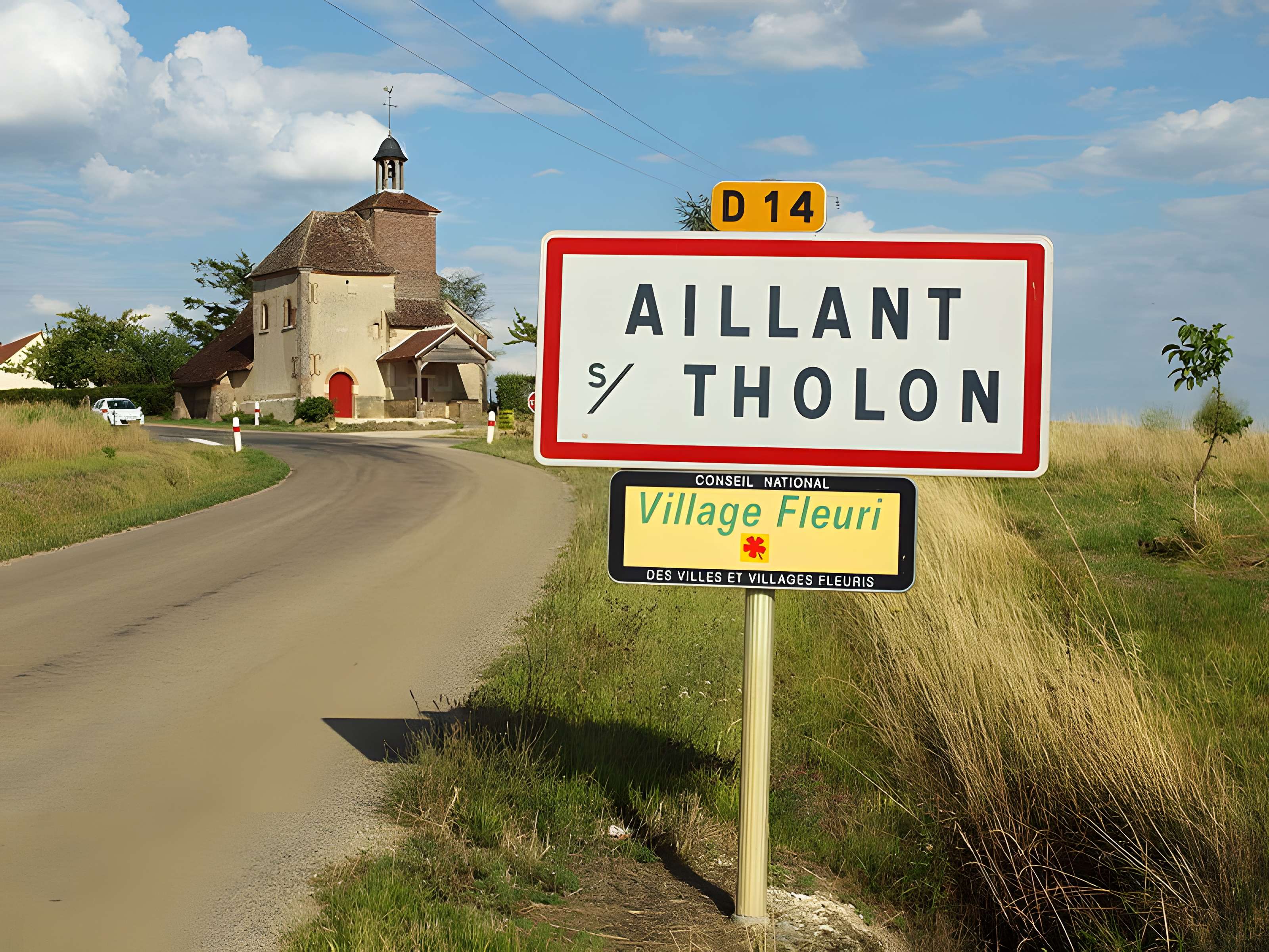 Chapelle-ermitage Sainte-Anne d'Aillant-sur-Tholon