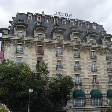 Ancien Hôtel Terminus, actuel Grand Hôtel Mercure Château Perrache