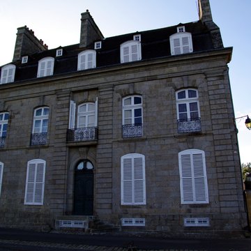 hotel veillet dufreche a moncontour