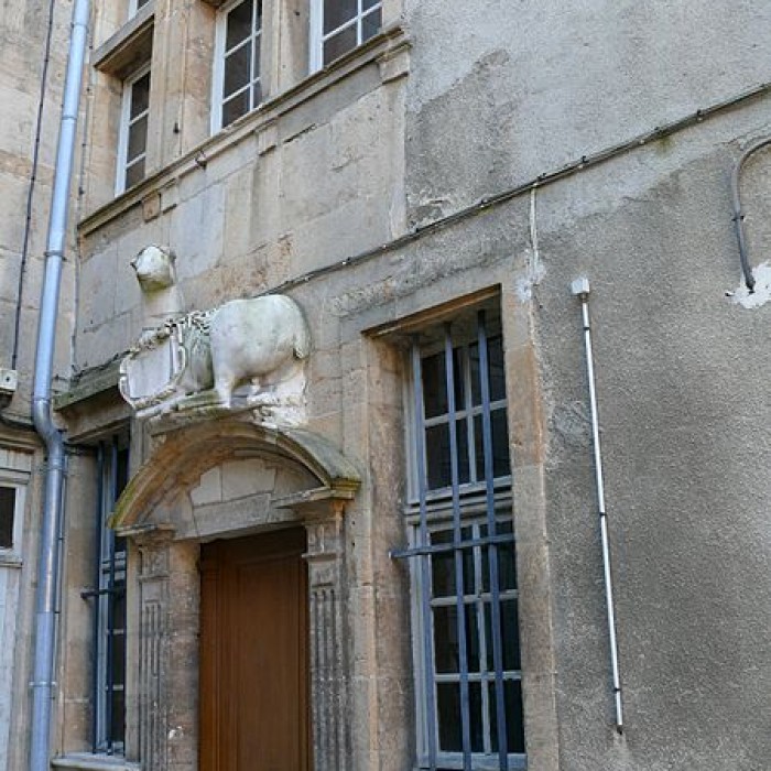 Photo de Hôtel, 11 Place Diderot à Langres