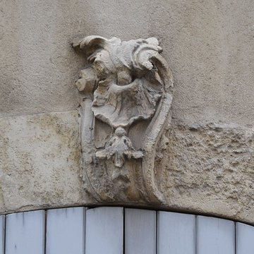 Hôtel, 54 Grande-Rue de Pierrelatte