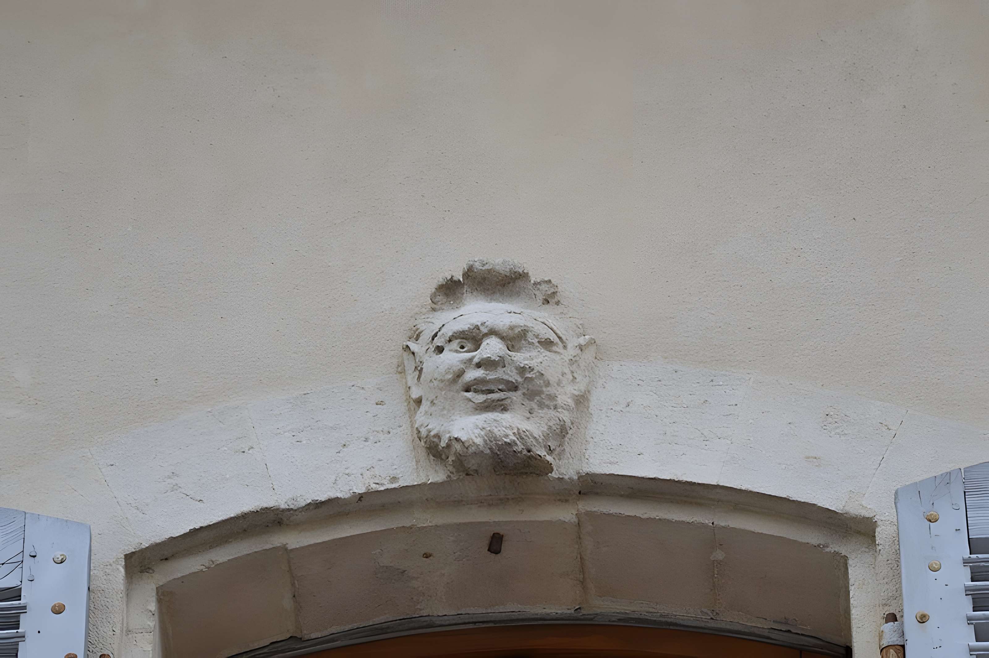 Hôtel, 54 Grande-Rue de Pierrelatte