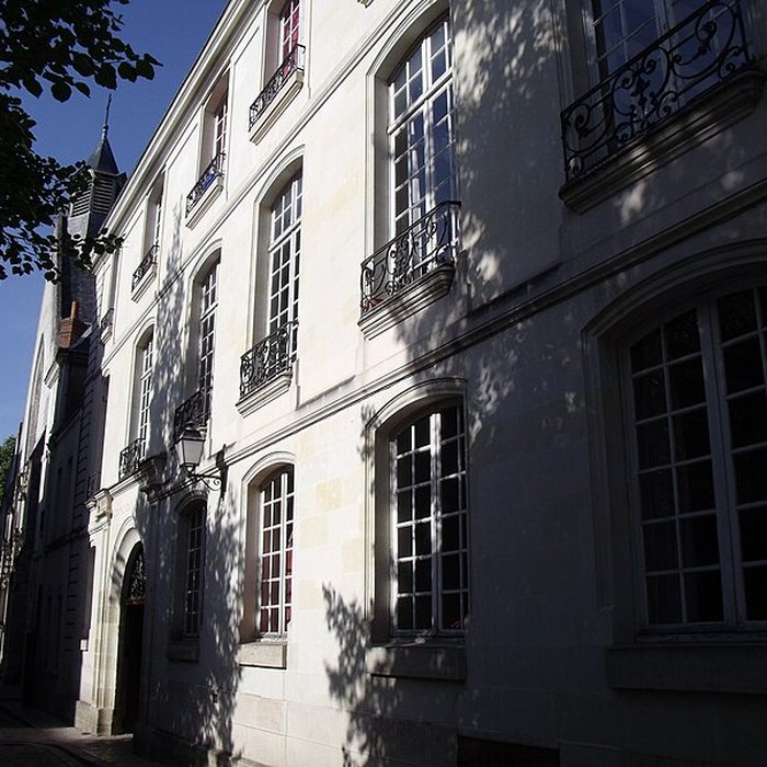 Photo de Hôtel, 8 Rue Littré à Tours
