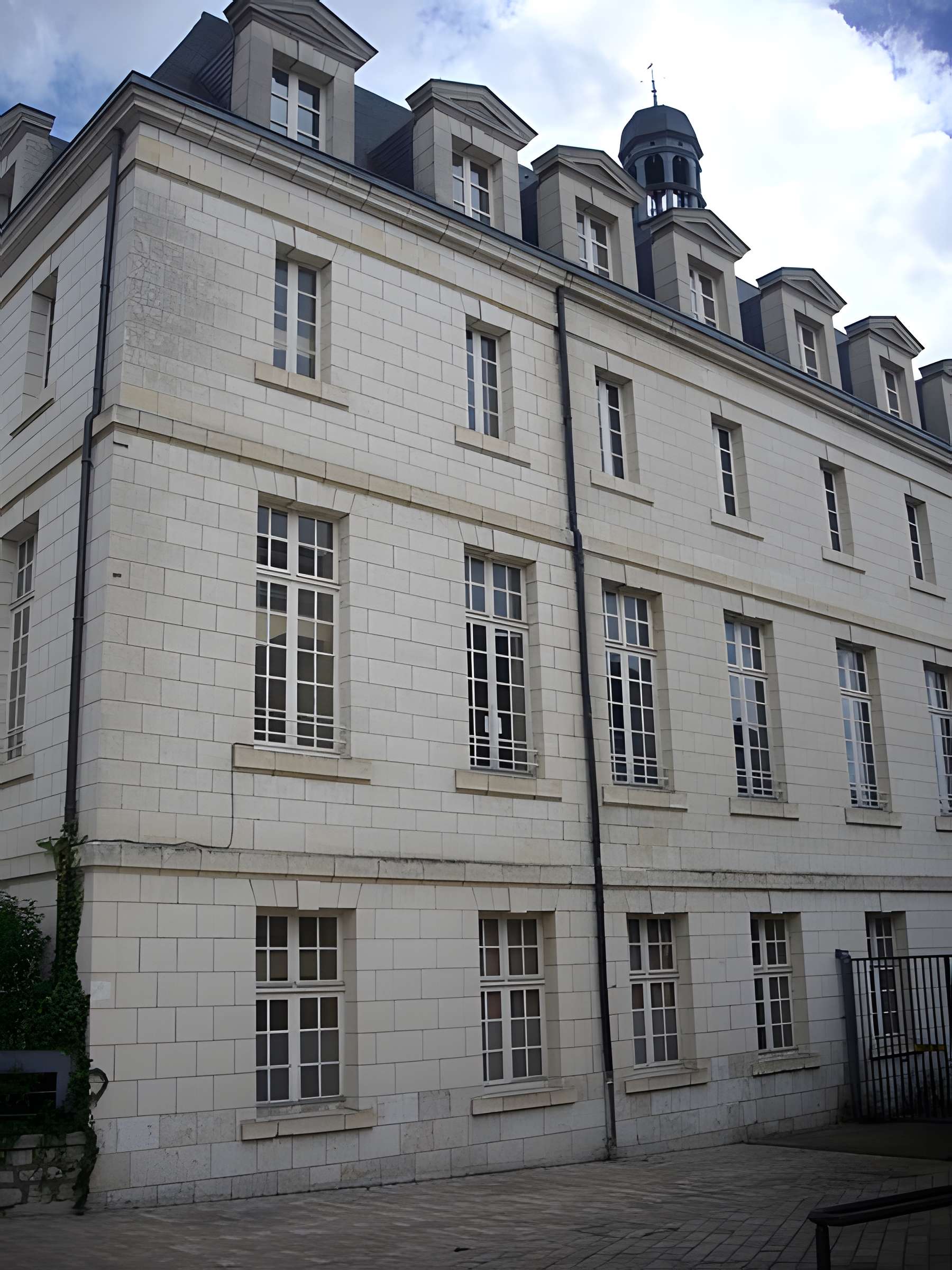 Hôtel-Dieu de Blois