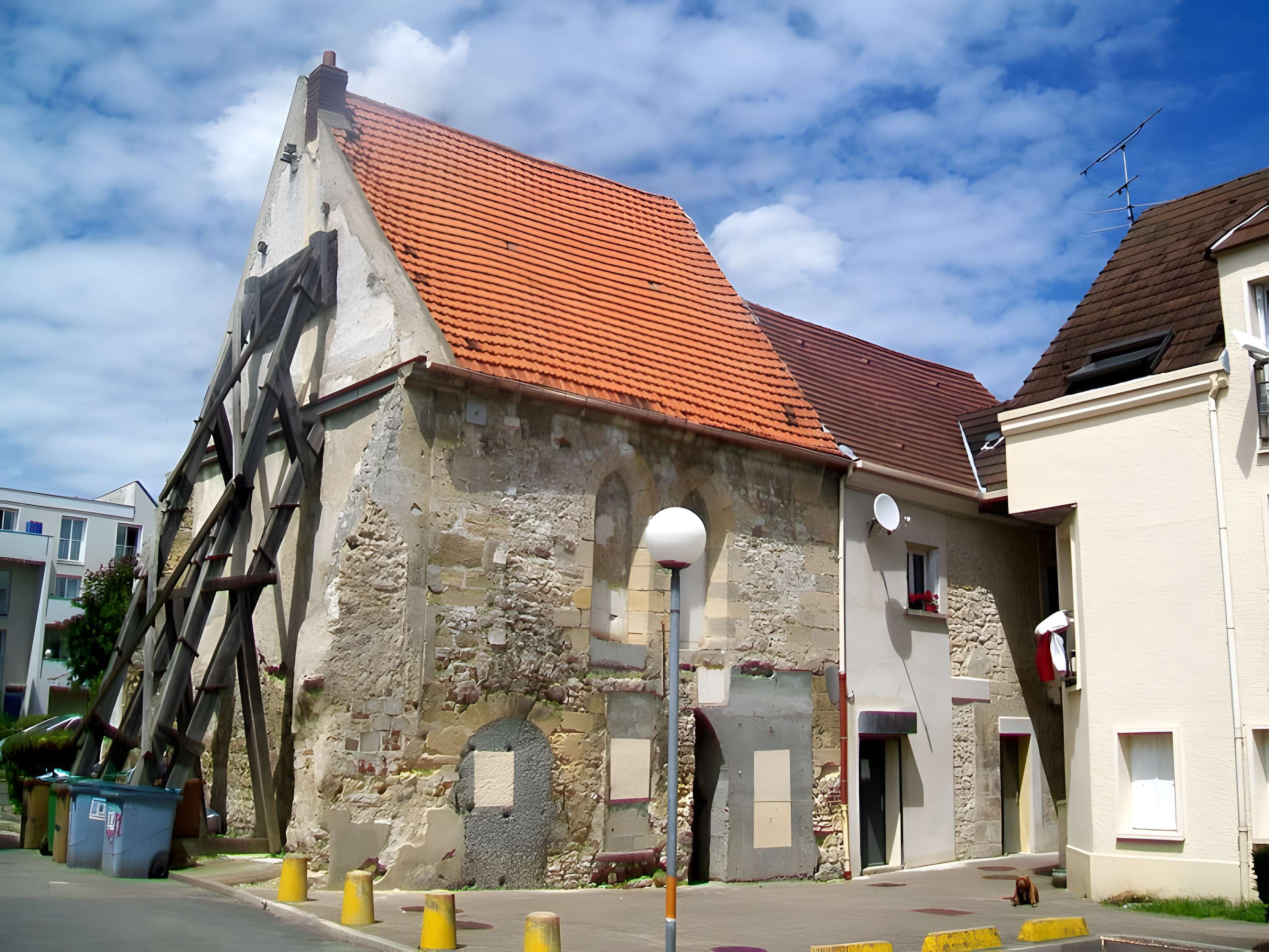 Hôtel-Dieu de Champagne-sur-Oise 