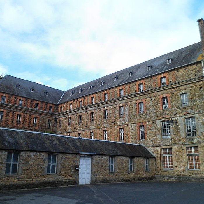 Photo de Hôtel-Dieu de Coutances