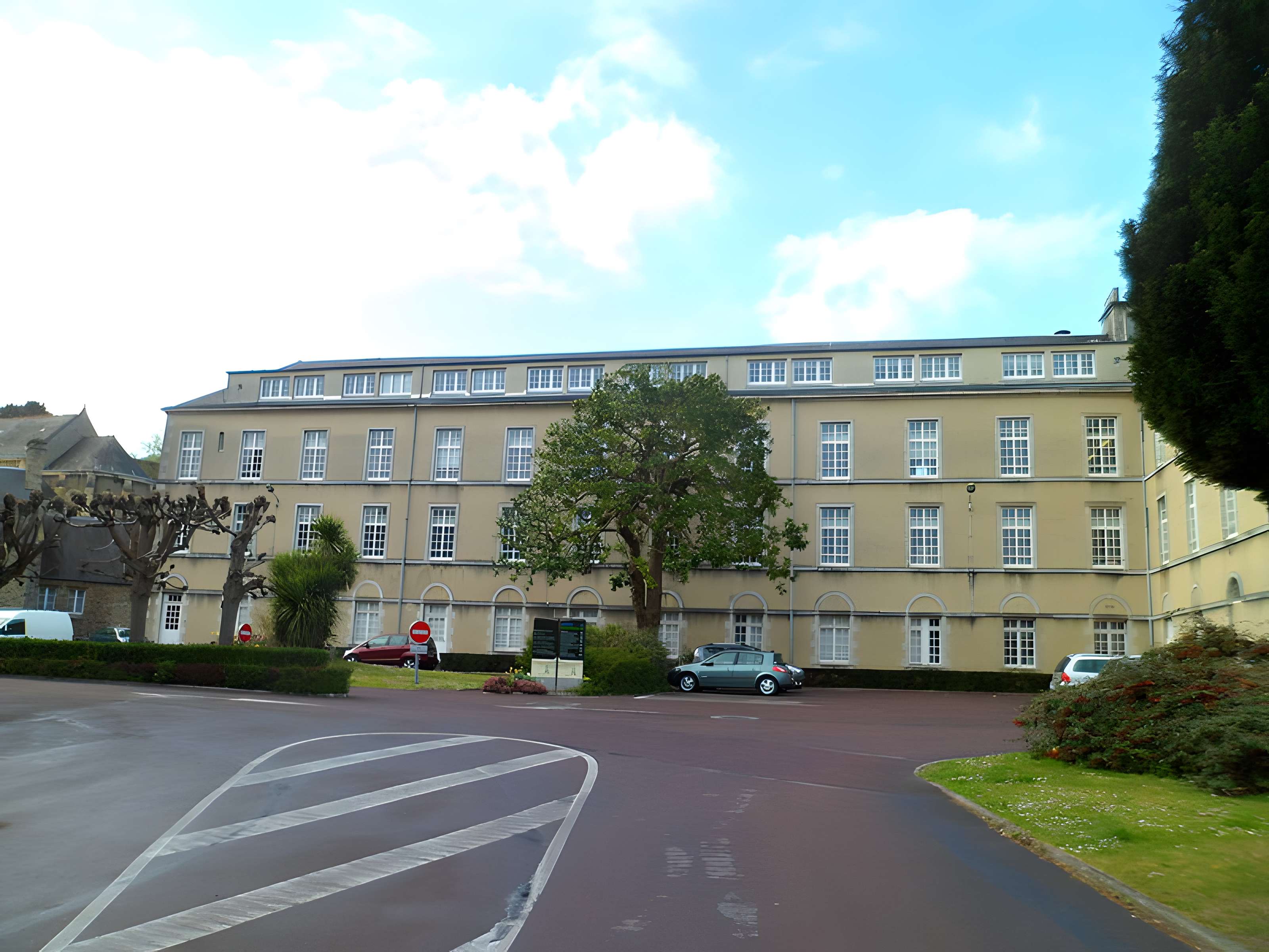 Hôtel-Dieu de Coutances