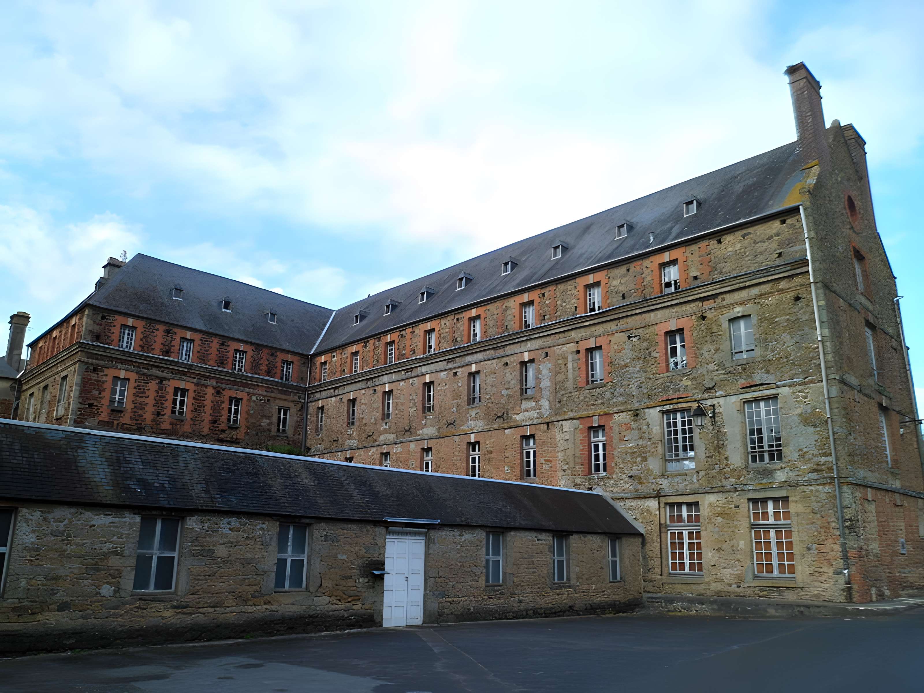 Hôtel-Dieu de Coutances