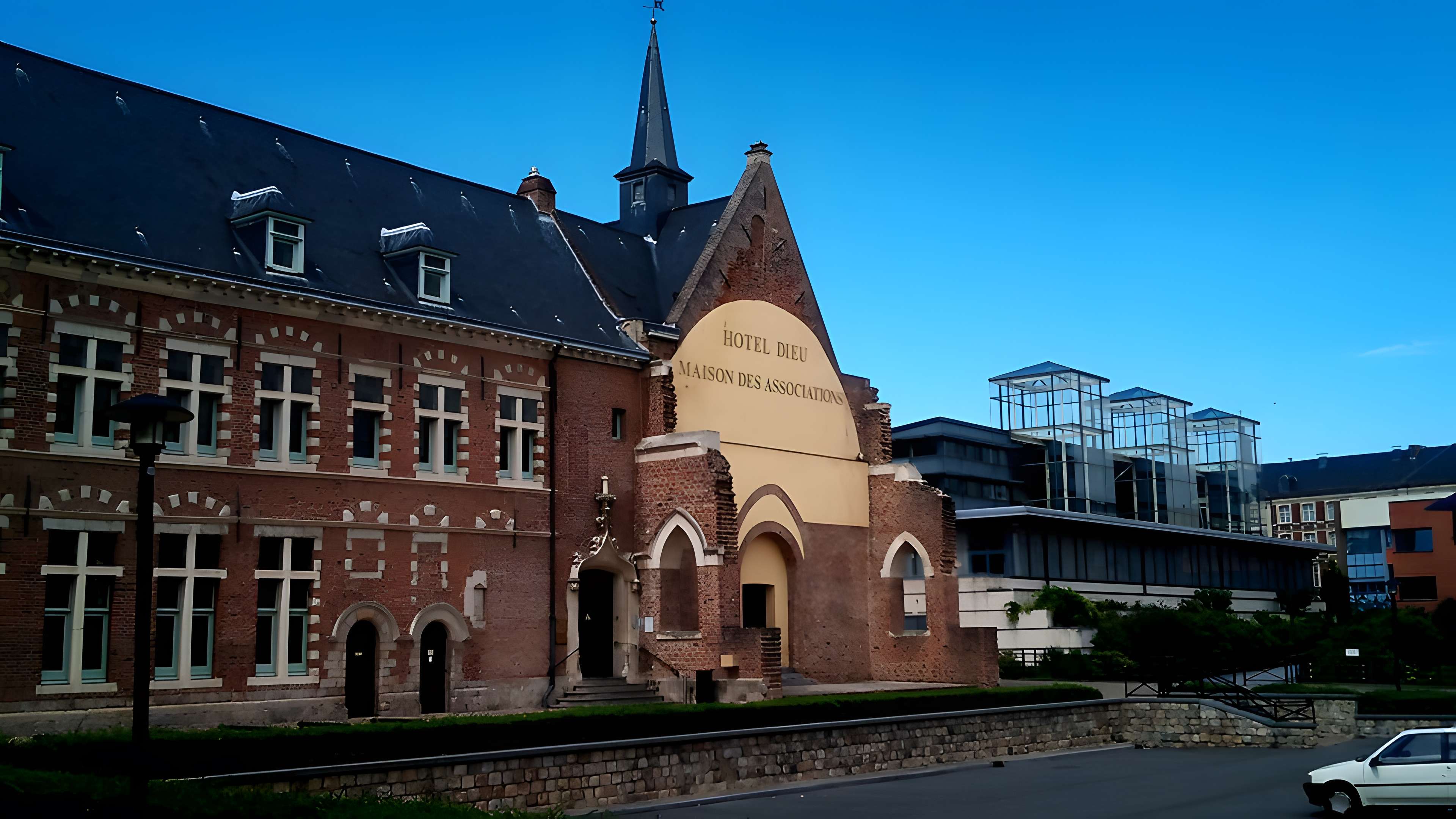 Hôtel-Dieu de Douai