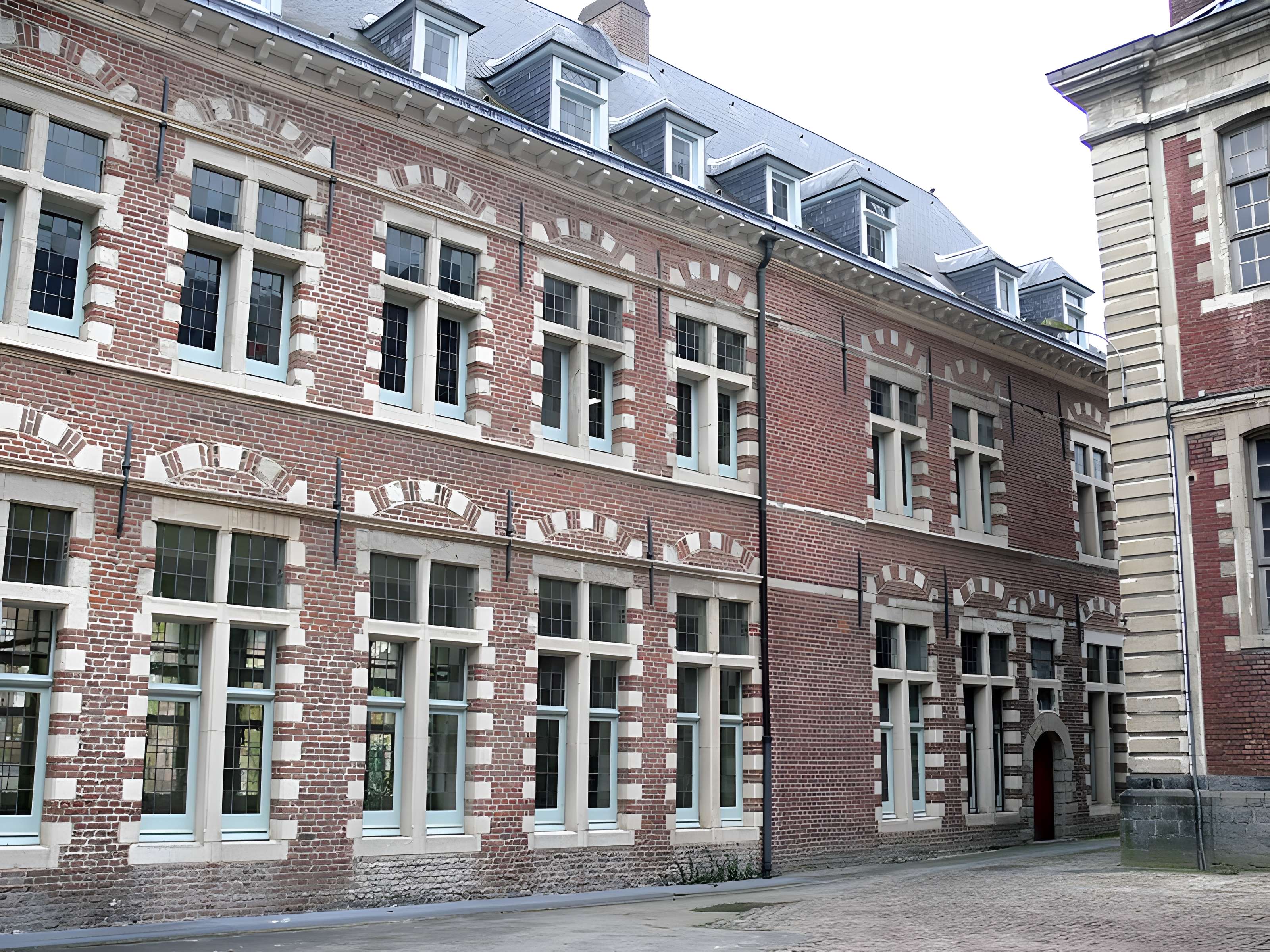 Hôtel-Dieu de Douai