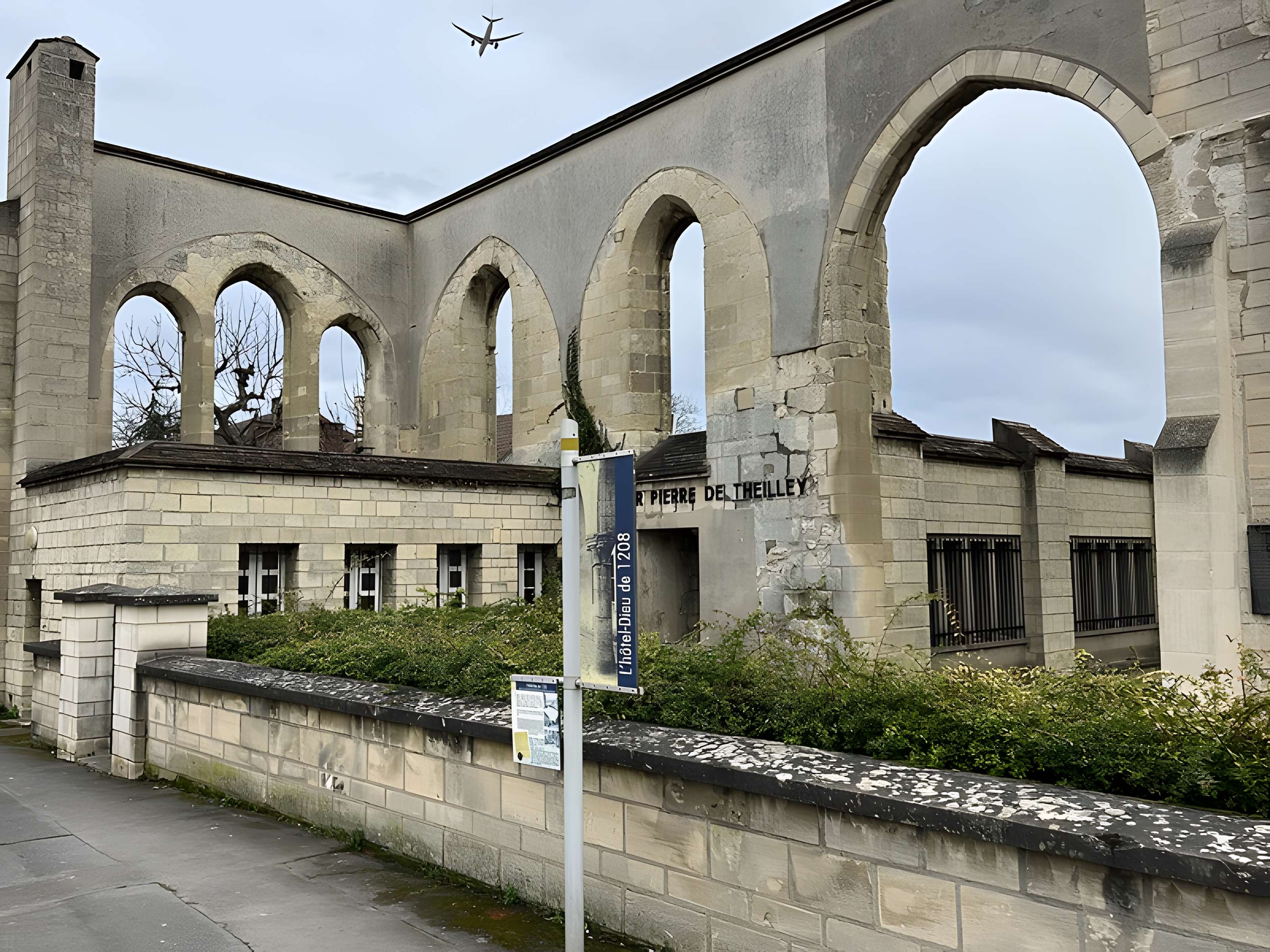 Hôtel-Dieu de Gonesse