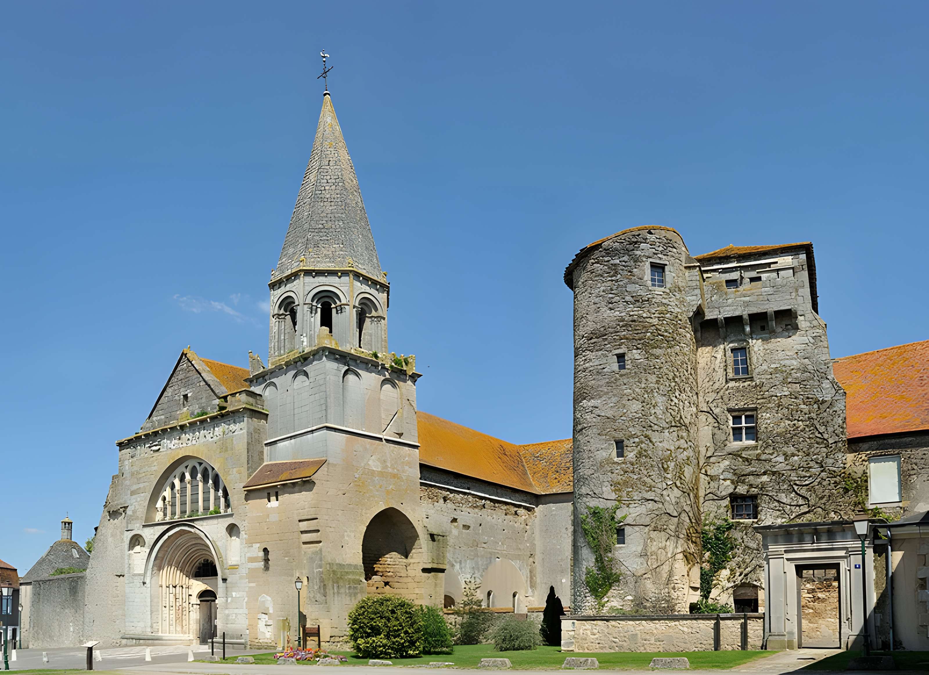 Hôtel-Dieu de Montmorillon