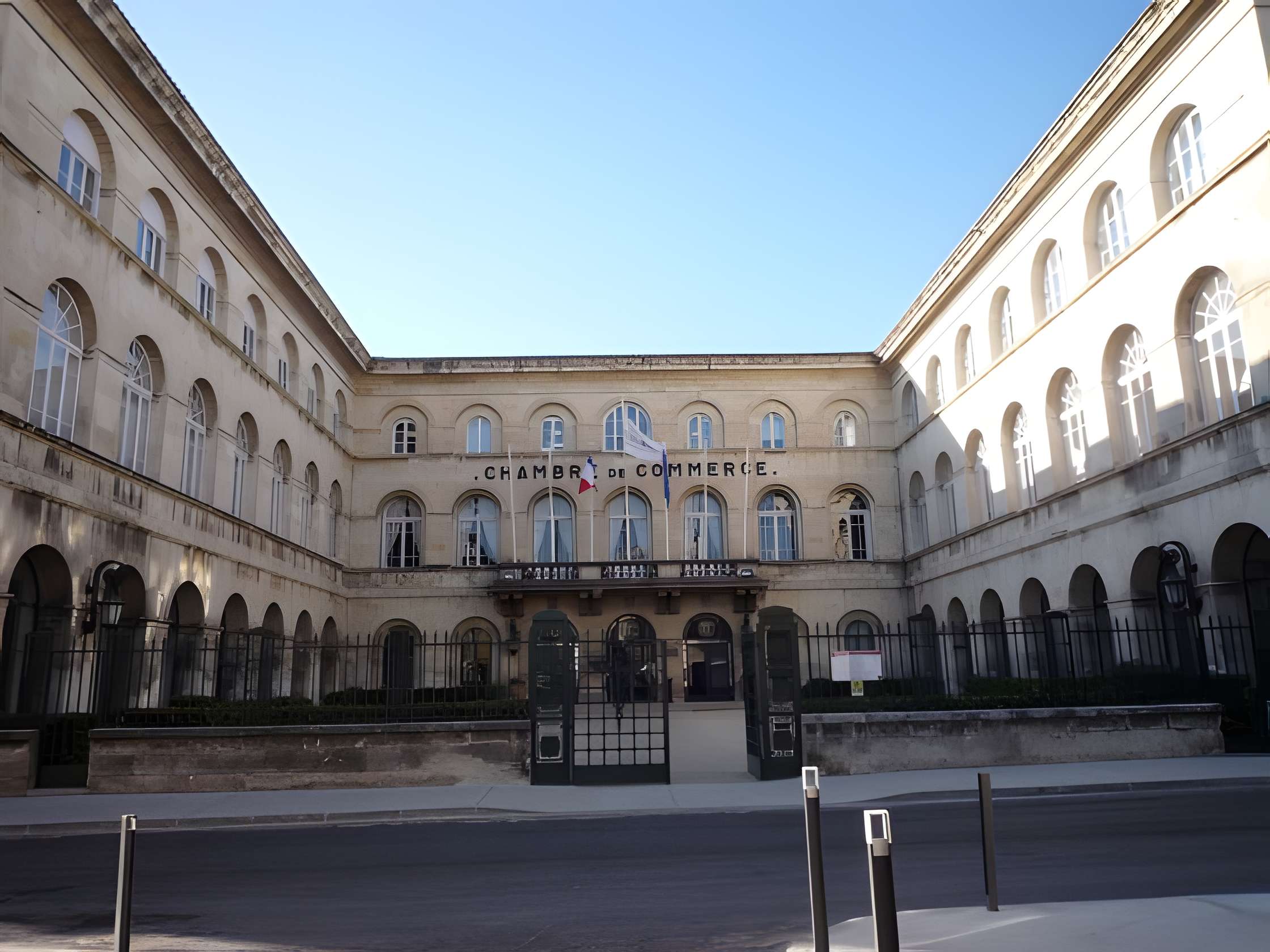 Hôtel-Dieu de Nîmes 