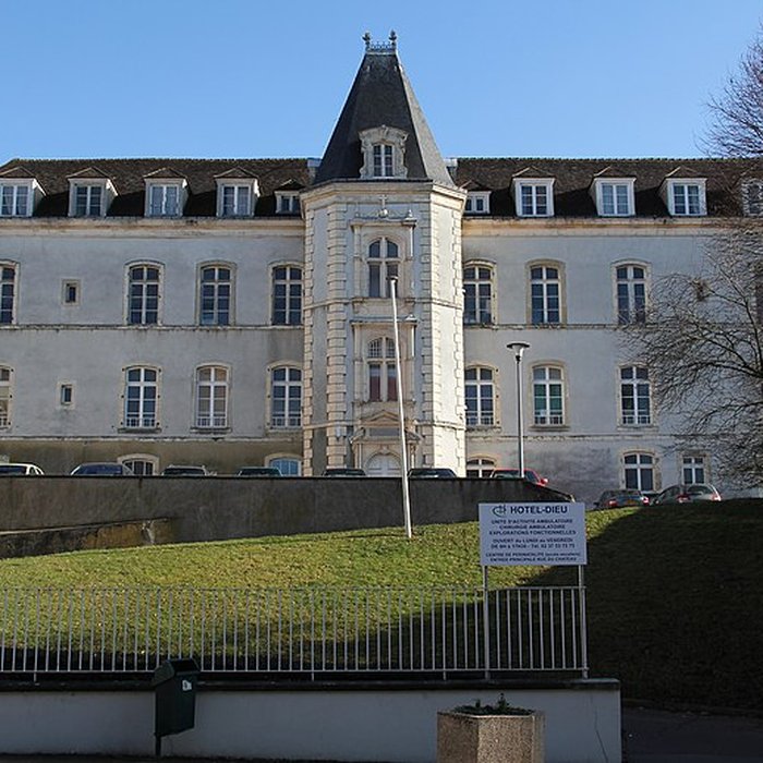 Photo de Hôtel-Dieu de Nogent-le-Rotrou