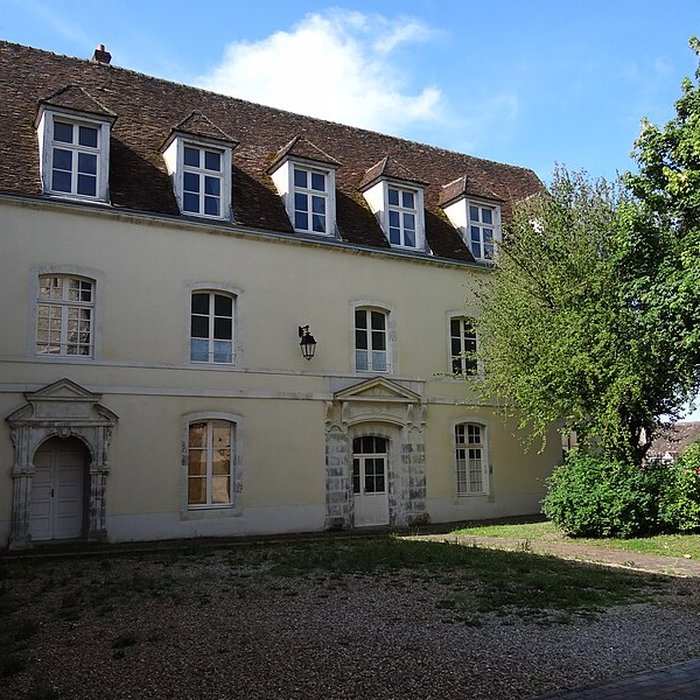 Photo de Hôtel-Dieu de Nogent-le-Rotrou