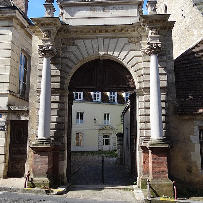 Photo de Hôtel-Dieu de Nogent-le-Rotrou
